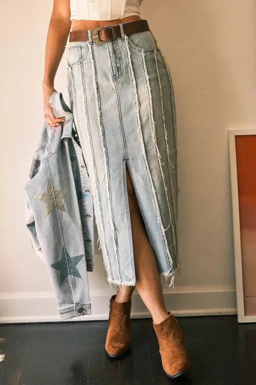 Distressed Seam Slit At Front Maxi Denim Skirt LIGHT WASH