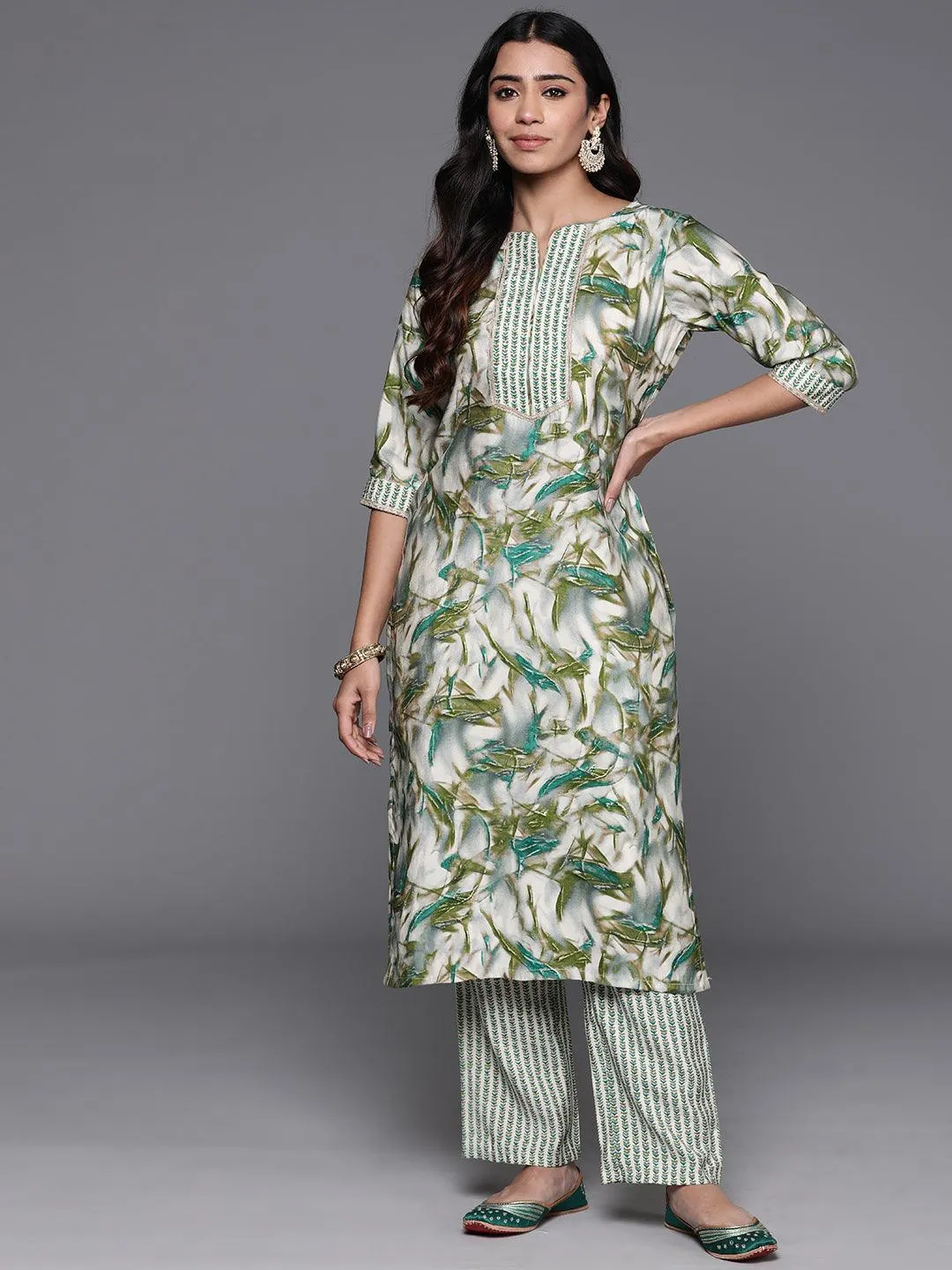 Green Printed Silk Blend Straight Kurta Set