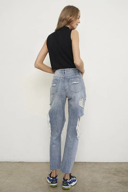 HIGH RISE DESTROYED BOYFRIEND JEANS