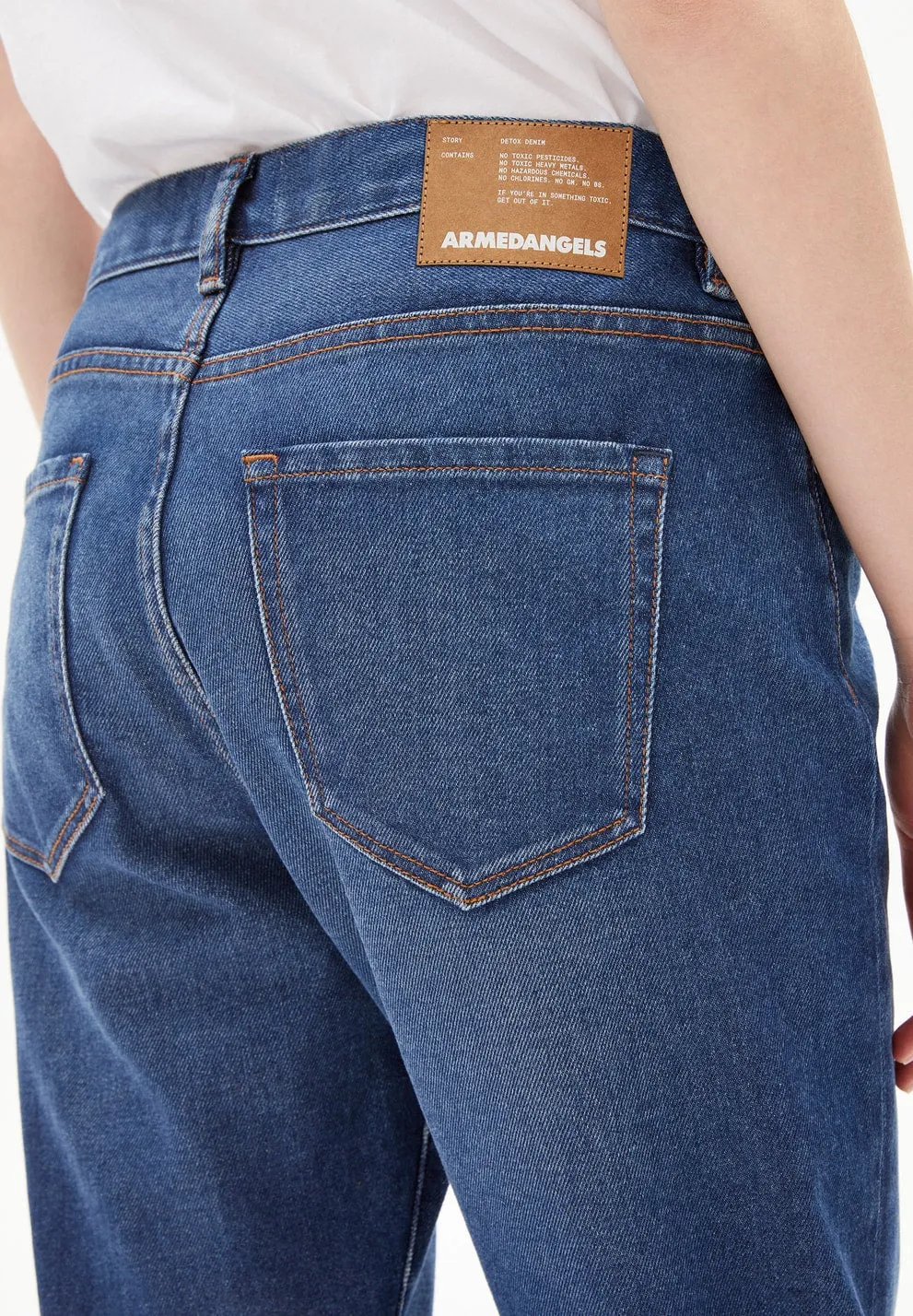 Jeans CAYAA boyfriend dark. | ARMEDANGELS