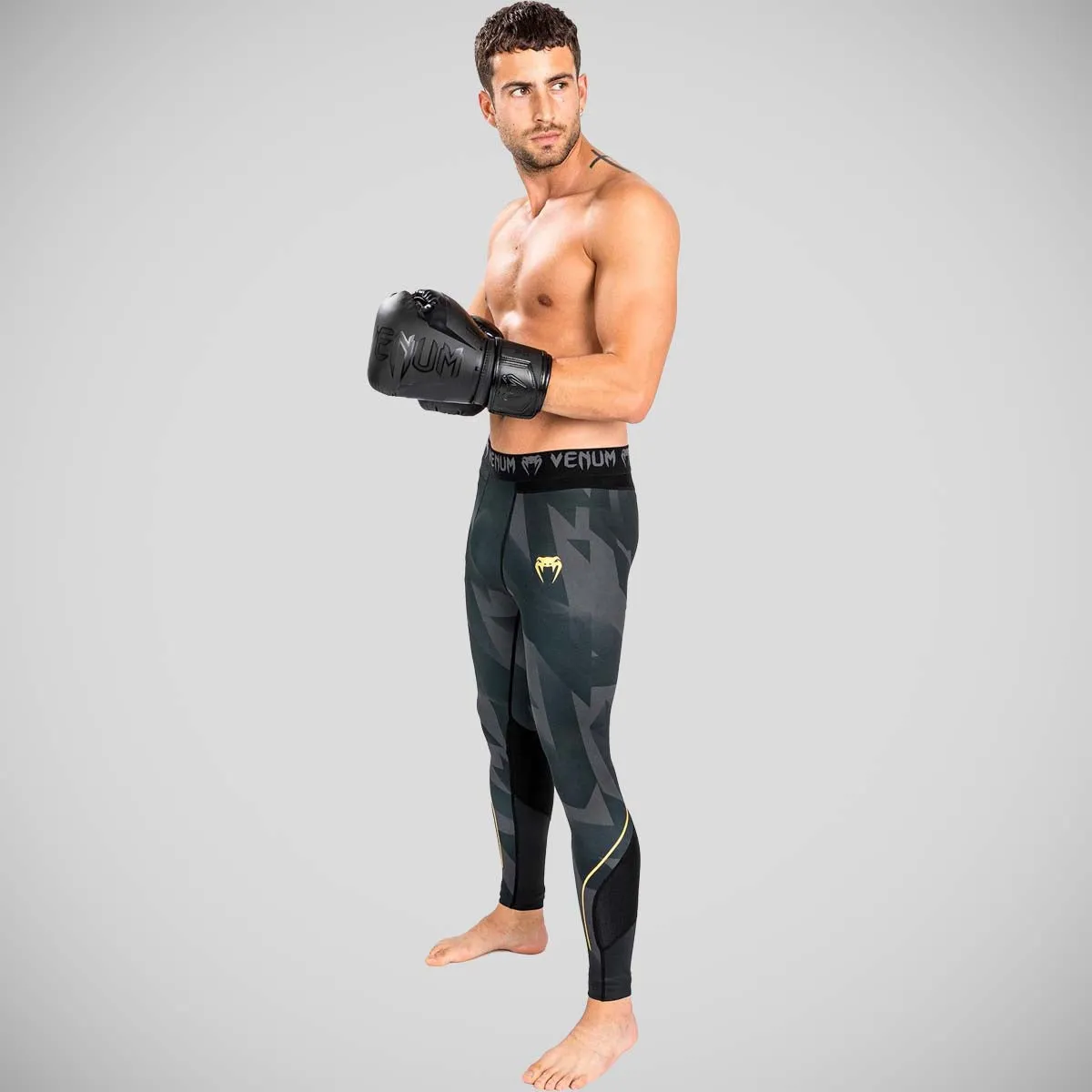 Venum Razor Spats Black/Gold