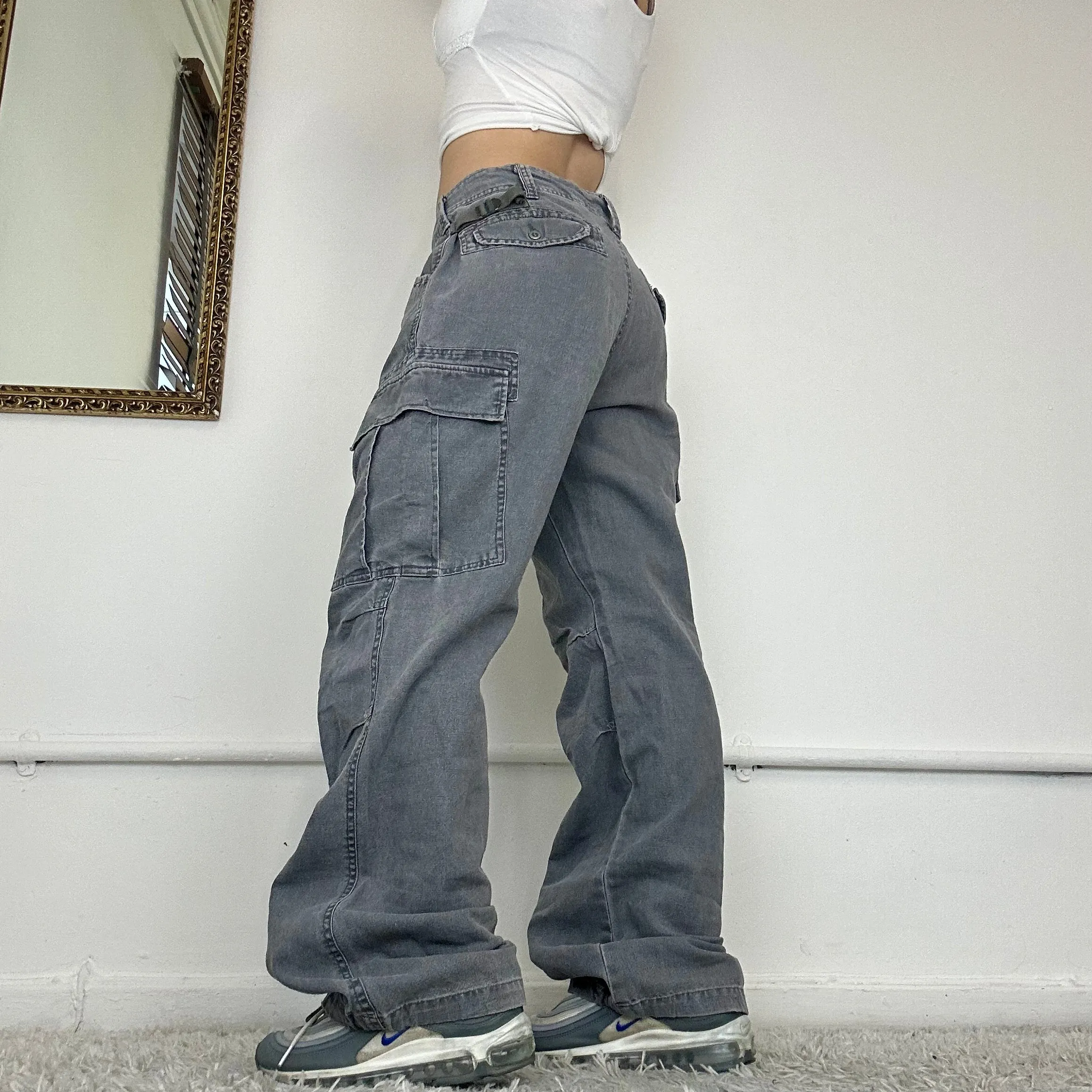 wide leg cargo trousers