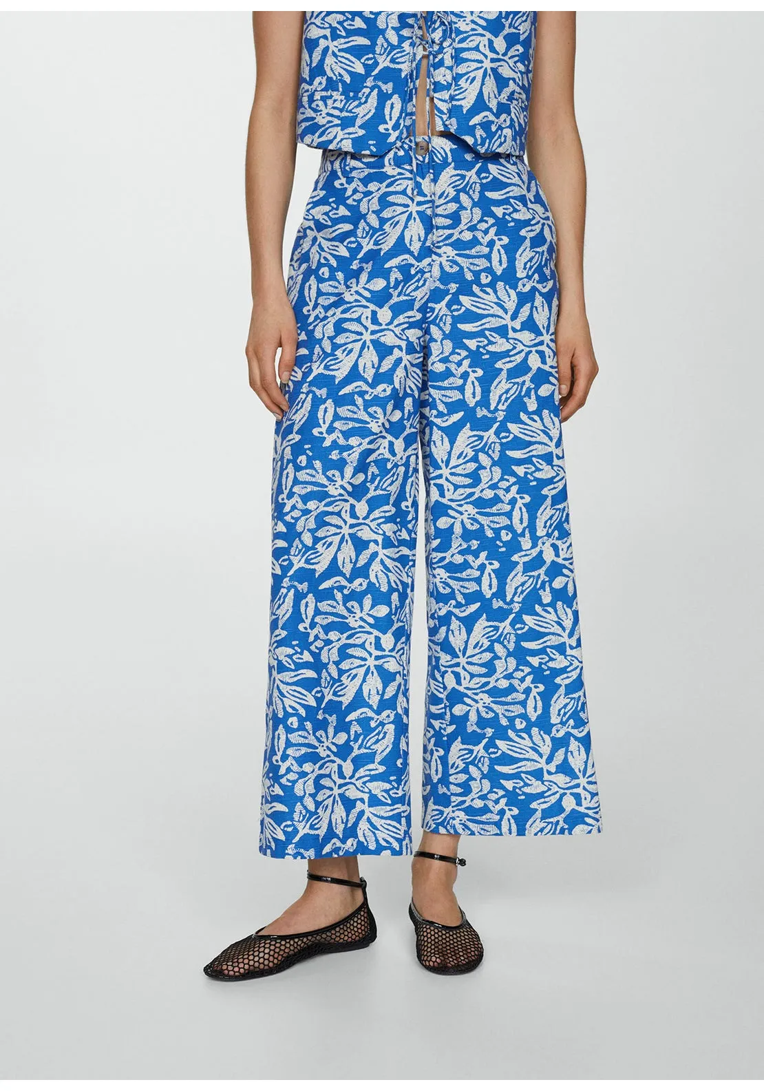 Wide leg printed trousers