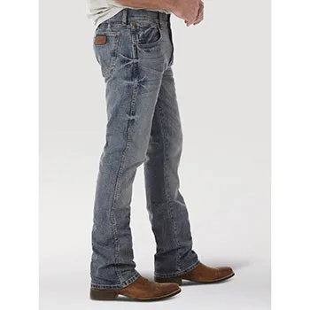 Wrangler Men's Greeley Retro Slim Fit Bootcut Jeans